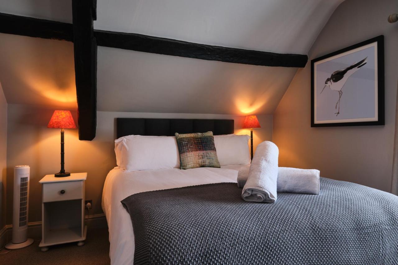 The Seagate Inn 3*